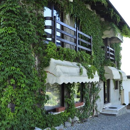 Premiata Osteria Dei Fiori Bed & Breakfast Cortiglione Dış mekan fotoğraf